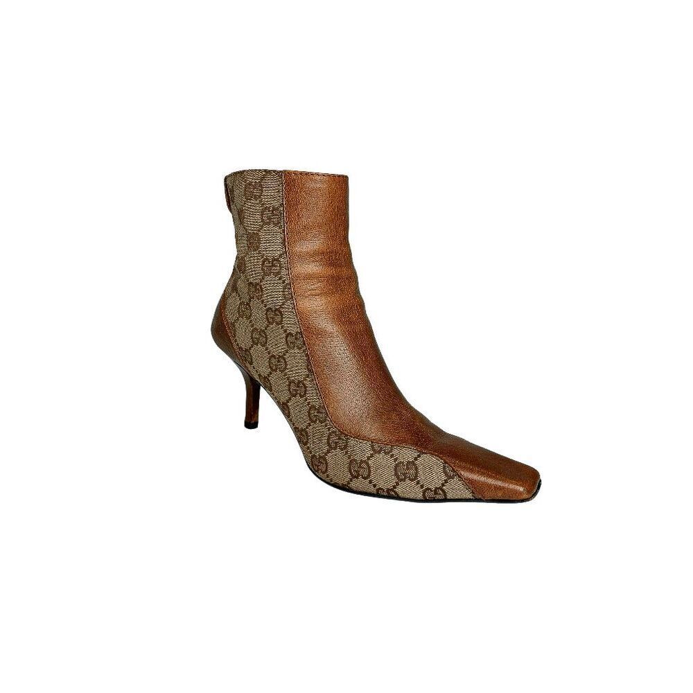 Gucci Vintage GG Monogram Logo Heeled Ankle Boots Praline Beige Ebony Leather 7B